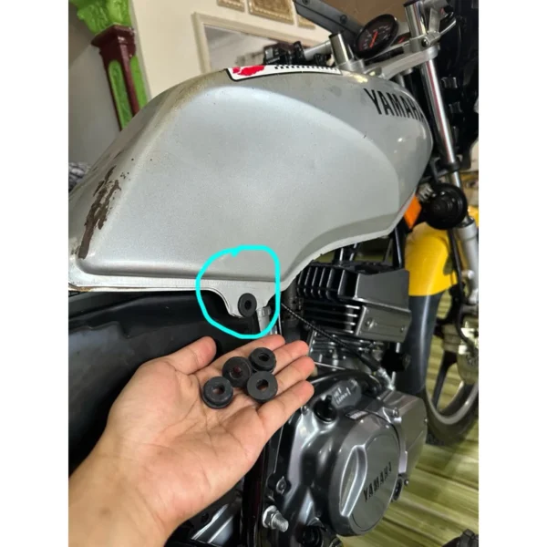 Rubber Side Cover Tank RXZ