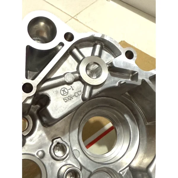 my-11134207-7rasi-mak3tym4l5ey26.webp Yamaha 125ZR Engine Crankcase